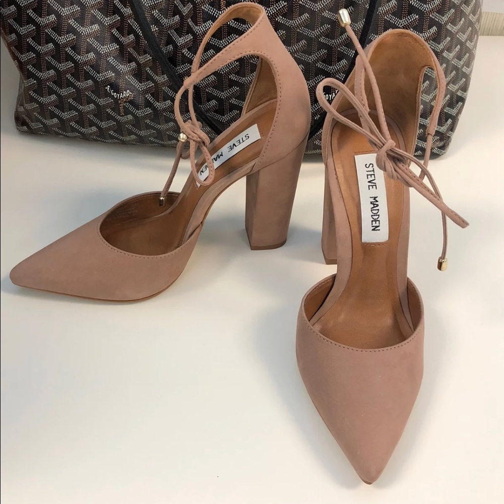 ❌sold❌ Steve Madden Chunky Pointy Heels